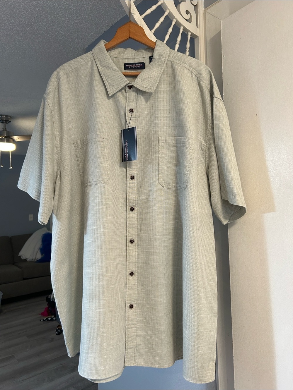 Roundtree & Yorke Men’s Texture Short-Sleeve Button Up Shirt Size 4XT Sage Green